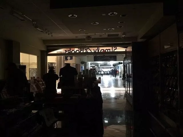 the atlanta 039 s airport is pictured during the power outage in atlanta u s december 17 2017 photo twitter the atlanta 039 s airport is pictured during the power outage in atlanta u s december 17 2017 photo twitter