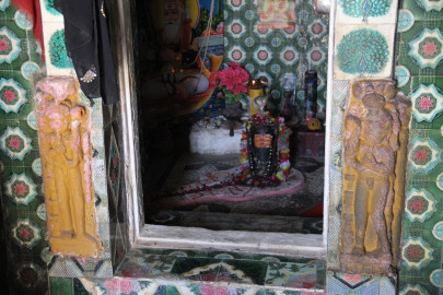 no security for sindh s minorities places of worship no security for sindh s minorities places of worship