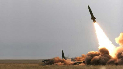 saudi intercepts yemen rebel missile over riyadh saudi intercepts yemen rebel missile over riyadh