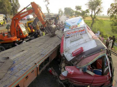 man killed as bus overturns