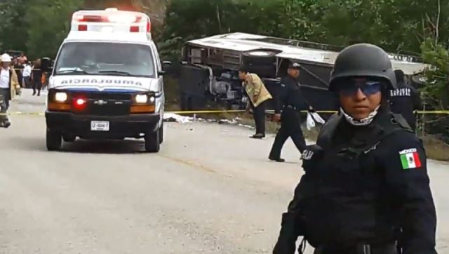 bus carrying tourists from us cruise ships to an archeological site in the state of quintana roo mexico crashed after running off the road killing at least 12 and injuring another 18 photo afp