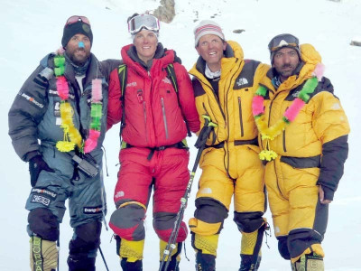 ali sadpara set to hoist pakistan s flag on mount everest ali sadpara set to hoist pakistan s flag on mount everest