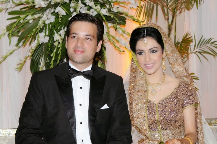 mikaal zulfikar and sara bhatti photo file