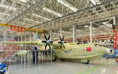 world s largest amphibious aircraft takes off in china world s largest amphibious aircraft takes off in china