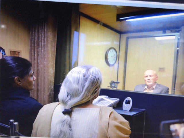 the mother and wife of kulbhushan jadhav meet the indian spy in islamabad photo express