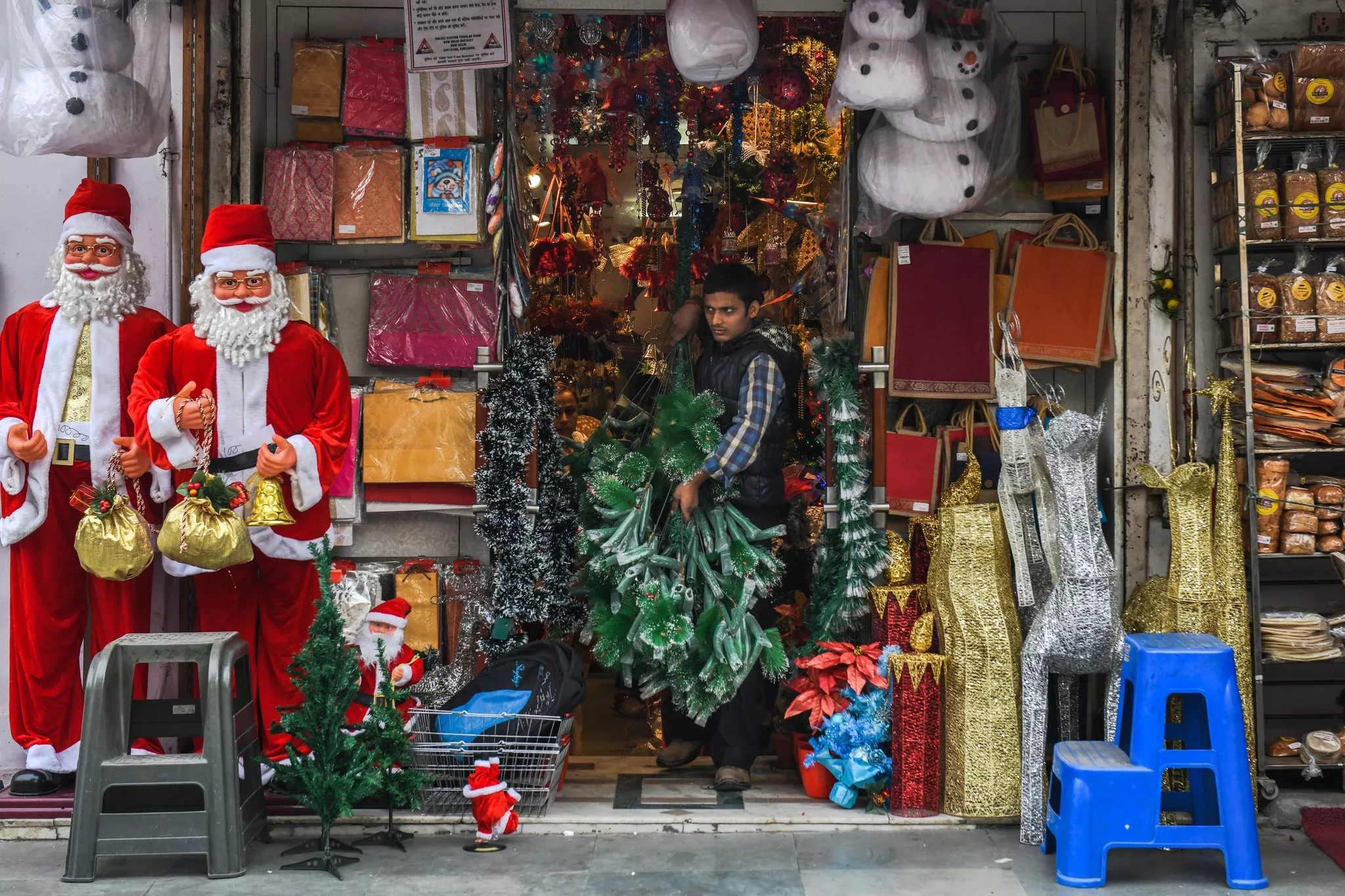 outside a store in delhi one christmas shopper said she viewed the holiday as a chance to instill the principle of national integration in her daughter photo the new york times outside a store in delhi one christmas shopper said she viewed the holiday as a chance to instill the principle of national integration in her daughter photo the new york times