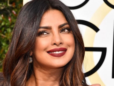 painters poets should be equally responsible to spread social awareness priyanka chopra