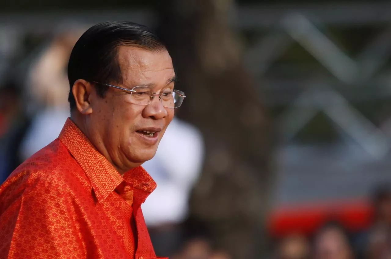 cambodia 039 s prime minister hun sen holds a ceremony at the angkor wat temple to pray for peace and stability in cambodia in siem reap province cambodia photo reuters cambodia 039 s prime minister hun sen holds a ceremony at the angkor wat temple to pray for peace and stability in cambodia in siem reap province cambodia photo reuters