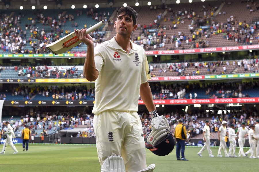 england 039 s batsman alastair cook acknowledges applause after scoring a century against australia on the second day of the fourth ashes cricket test match at the mcg in melbourne on december 27 2017 photo afp