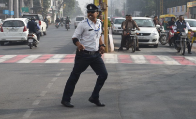 india s moonwalking traffic police official is turning heads