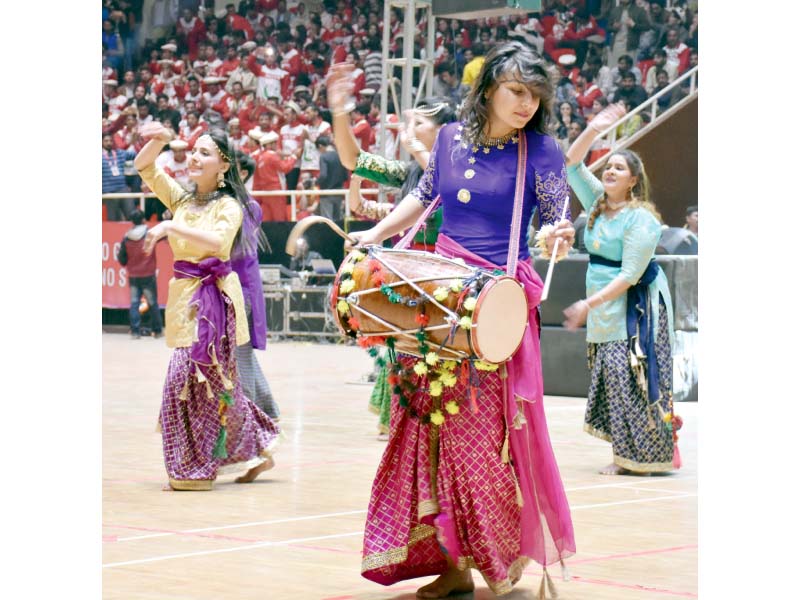 dancers perform and players enjoy after conclusion of the quaid i azam games photos agencies express