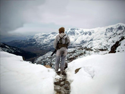 five army personnel missing after avalanche hits their base in siachen five army personnel missing after avalanche hits their base in siachen