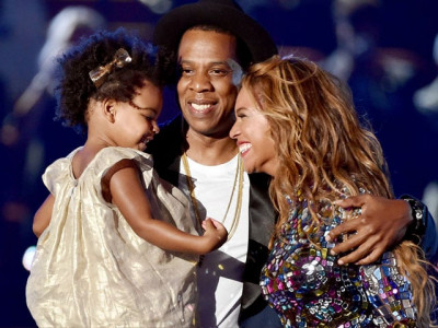 jay z beyonce imagine daughter as us leader in new video jay z beyonce imagine daughter as us leader in new video