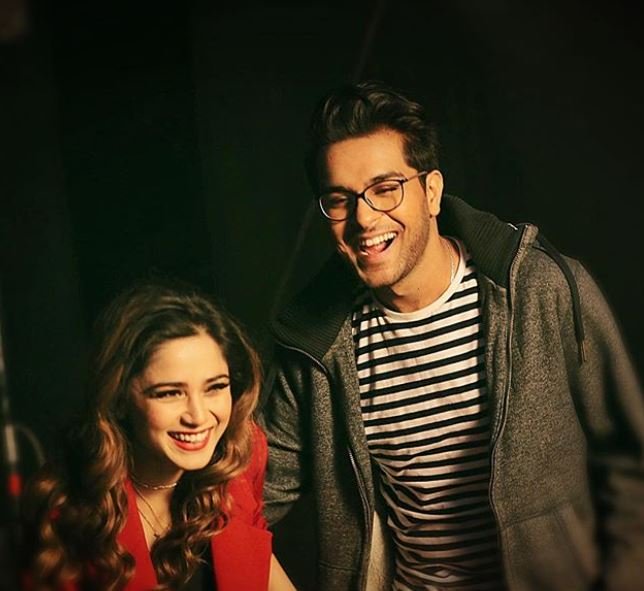 photo instagram aima baig