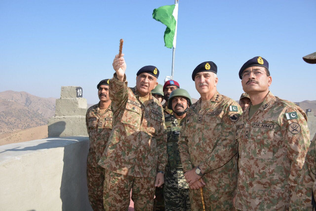 army chief gen qamar bajwa in north waziristan on wednesday photo ispr army chief gen qamar bajwa in north waziristan on wednesday photo ispr