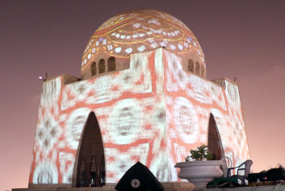 a beautiful view of 3d lights being projected on mazar e quaid during the mototr rally 2017 karachi pakistan photo online