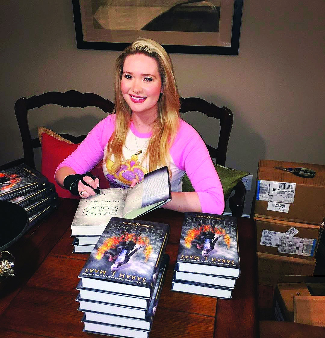 sarah j maas is author of three booktok famous series including a court of thorns and roses photo instagram