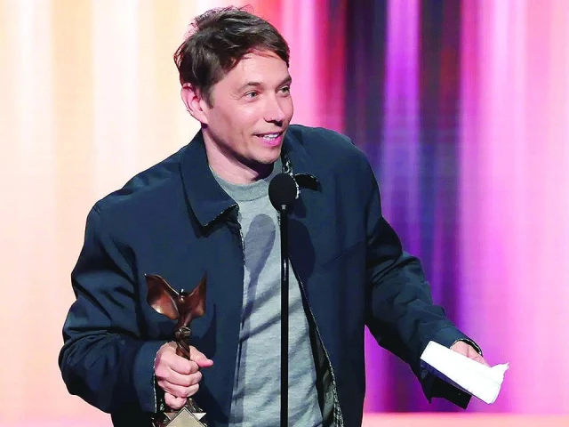 sean baker addresses indie cinema issues after his best director win at film independent spirit awards photo file sean baker addresses indie cinema issues after his best director win at film independent spirit awards photo file
