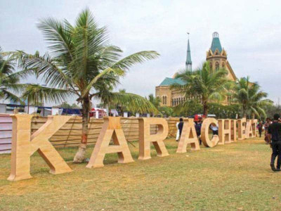 entrepreneurs look to venture into foods business through karachi eat