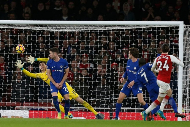 arsenal 039 s spanish defender hector bellerin r shoots and scores past chelsea 039 s belgian goalkeeper thibaut courtois during the english premier league football match between arsenal and chelsea at the emirates stadium in london on january 3 2018 photo afp arsenal 039 s spanish defender hector bellerin r shoots and scores past chelsea 039 s belgian goalkeeper thibaut courtois during the english premier league football match between arsenal and chelsea at the emirates stadium in london on january 3 2018 photo afp