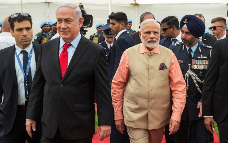 indian prime minister narendra modi 2nd r and israeli prime minister benjamin netanyahu 2nd l photo reuters