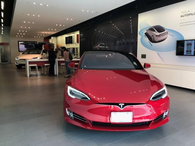 a tesla model s car is seen in a showroom in santa monica california us january 4 2018 photo reuters