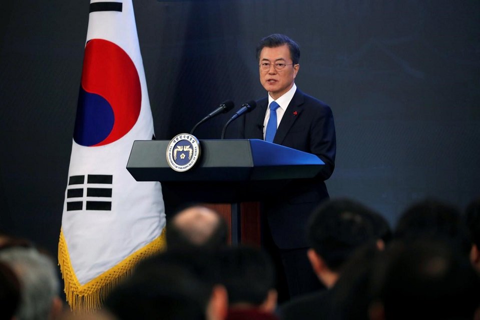 south korean president moon jae in delivers a speech during his new year news conference at the presidential blue house in seoul south korea january 10 2018 photo reuters