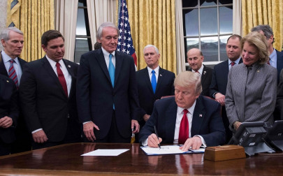 fate of iran deal again in trump s hands