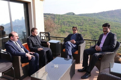 afghan ambassador meets pti chief imran khan