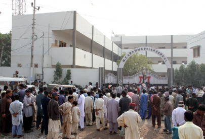 school guard allegedly assaults five year old girl in karachi