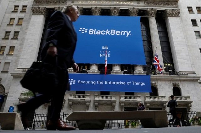 a banner for blackberry ltd hangs to celebrate the company 039 s transfer trading to the new york stock exchange nyse in new york us october 16 2017 photo reuters