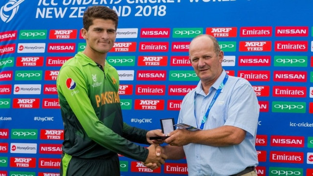whangarei northland january 16 shaheen afridi of pakistan l receives the player of the match award from paul tomich chairman of northland cricket at the icc u19 cricket world cup match between pakistan and ireland at cobham oval on january 16 2018 in whangarei new zealand photo courtesy icc whangarei northland january 16 shaheen afridi of pakistan l receives the player of the match award from paul tomich chairman of northland cricket at the icc u19 cricket world cup match between pakistan and ireland at cobham oval on january 16 2018 in whangarei new zealand photo courtesy icc