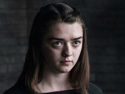 game of thrones to end with a bang maisie williams