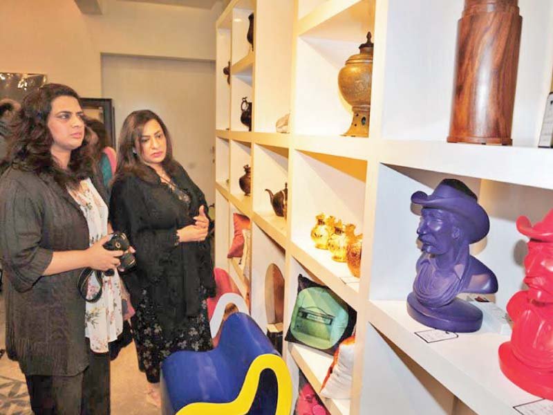 mehmal exhibition draws of top artists