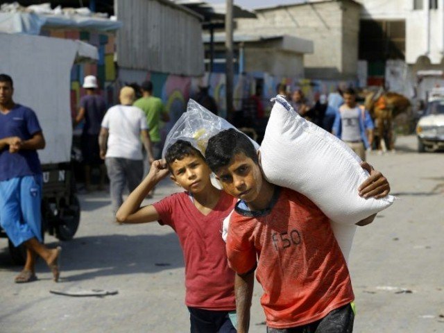 the us gave around 700 million in support to the palestinians last year of which about half went to unrwa photo afp