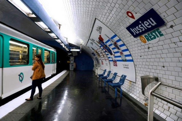 some conductors have resorted to skipping stations to avoid groups of users and dealers on the platforms some conductors have resorted to skipping stations to avoid groups of users and dealers on the platforms
