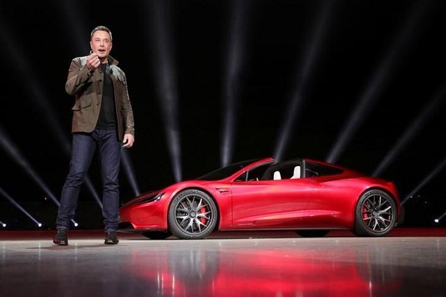 tesla ceo elon musk unveils the roadster 2 during a presentation in hawthorne california us november 16 2017 photo reuters