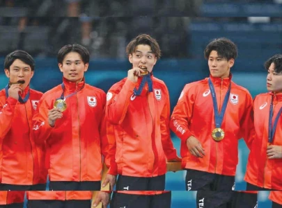 japan snatch olympic gymnastics gold