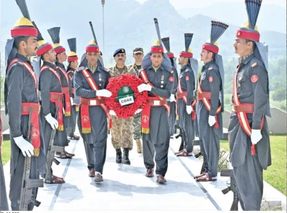coas pledges full support to k p police