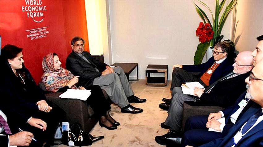 pm abbasi meets bill gates in davos at the world economic forum photo radio pakistan