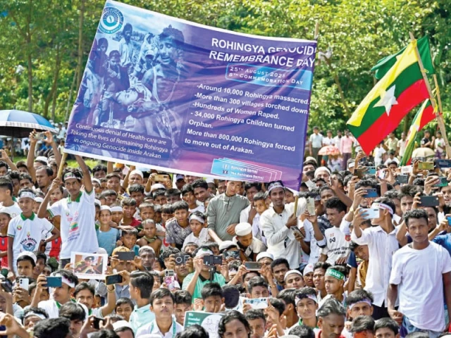 rohingya refugees take part in the genocide remembrance day rally to mark the anniversary of their mass exodus from myanmar following a military crackdown at a refugee camp in cox s bazar photo afp