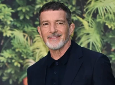 antonio banderas recalls facing severe ethnic bias