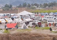 afghan returns resume amid torkham crisis