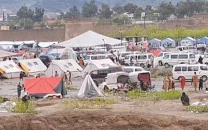 afghan returns resume amid torkham crisis afghan returns resume amid torkham crisis