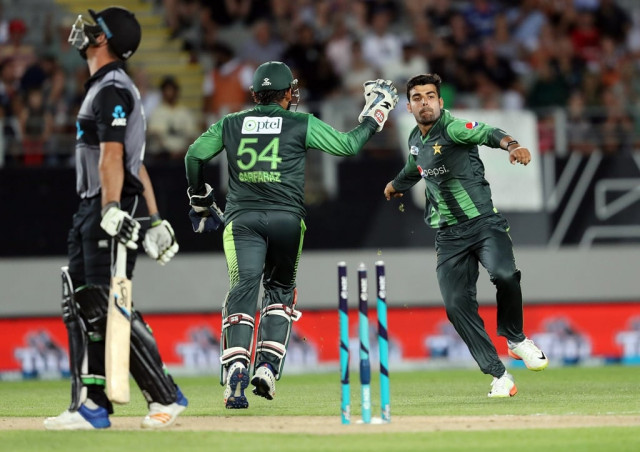 eden park may have some of the shortest boundaries in the world and new zealand may have some of the finest t20i batsmen around but pakistan s bowlers were never going to concede 202 here photo afp eden park may have some of the shortest boundaries in the world and new zealand may have some of the finest t20i batsmen around but pakistan s bowlers were never going to concede 202 here photo afp