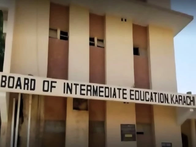 Over 50% BIEK pre-engineering students fail to clear all papers