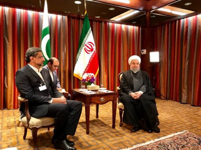 iranian president rouhani with pm abbasi photo radiopak iranian president rouhani with pm abbasi photo radiopak