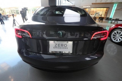tesla denies further model 3 production issues tesla denies further model 3 production issues