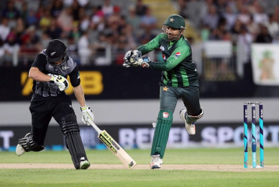 series hangs in balance as pakistan new zealand clash in decider series hangs in balance as pakistan new zealand clash in decider