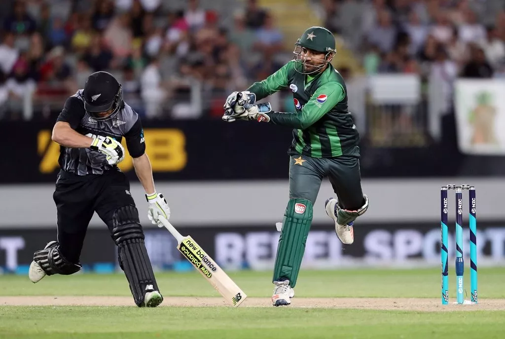 clash of opposites on sunday predictable new zealand and unpredictable pakistan collide in a mouth watering clash in scenic mount maunganui photo afp clash of opposites on sunday predictable new zealand and unpredictable pakistan collide in a mouth watering clash in scenic mount maunganui photo afp